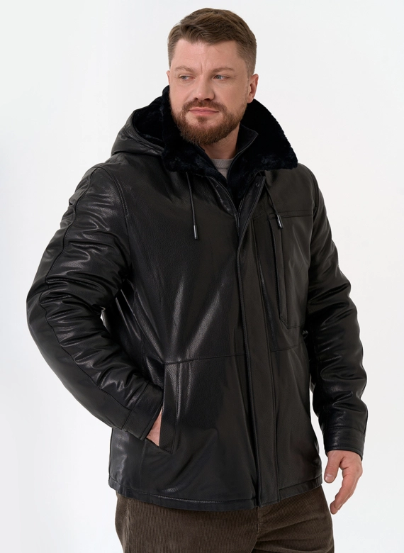 Мужская дубленка черного цвета с капюшоном